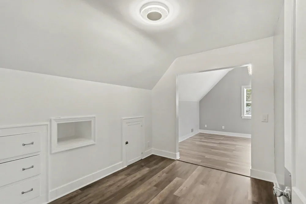 1719 Palmer Avenue Kalamazoo City, MI 49001