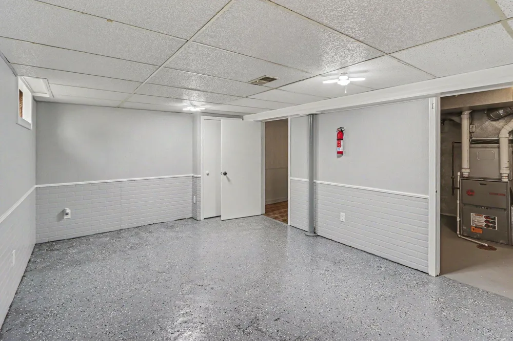 1719 Palmer Avenue Kalamazoo City, MI 49001