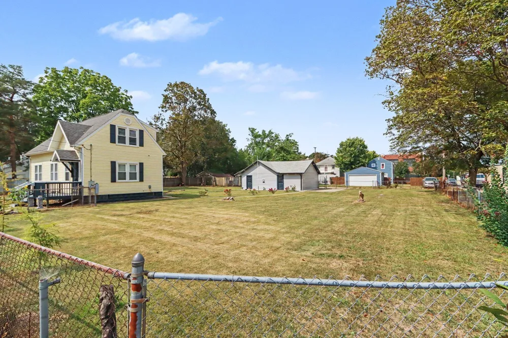 1719 Palmer Avenue Kalamazoo City, MI 49001
