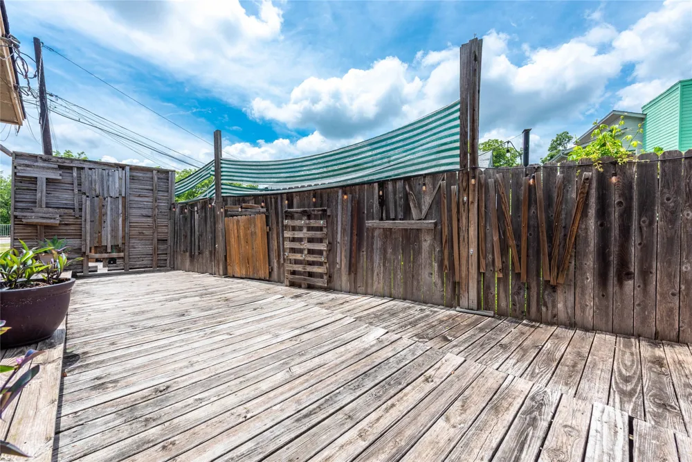 5006 Sara Drive #B Austin, TX 78721