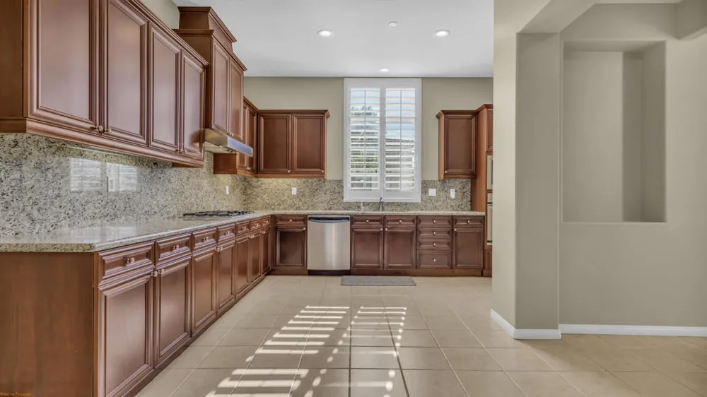 1021 Via Fortuna Palm Desert, CA 92260