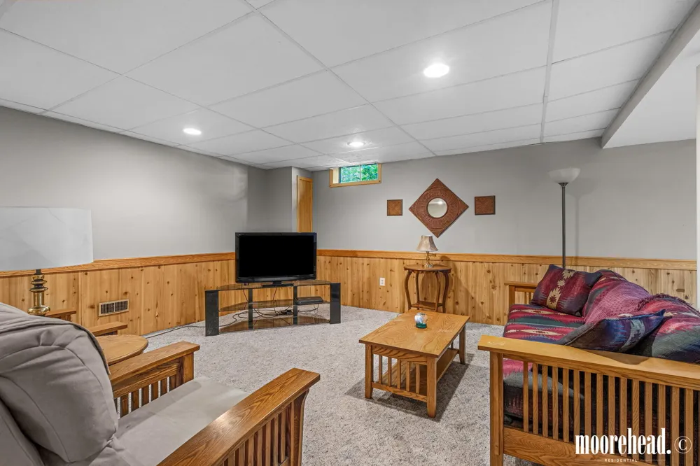 17047 Lincoln Street Grand Haven, MI 49417