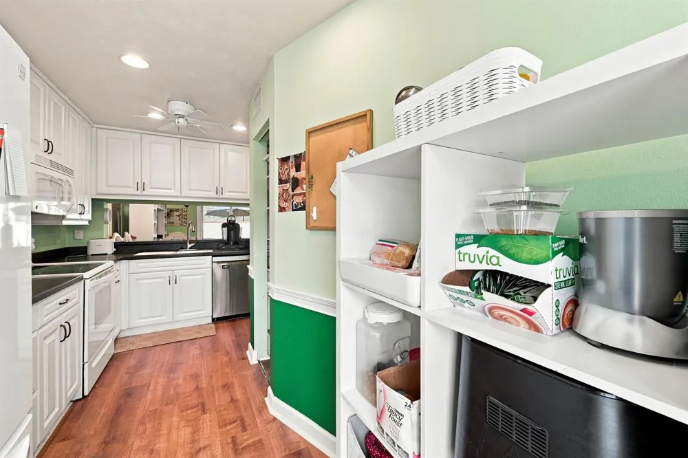 8945 NW 23RD STREET #8945 Coral Springs, FL 33065