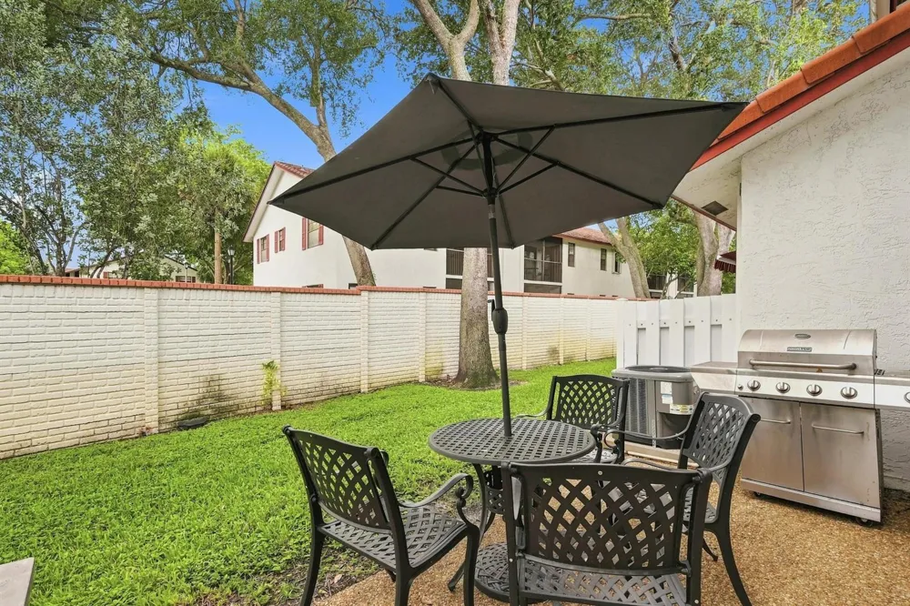 8945 NW 23RD STREET #8945 Coral Springs, FL 33065