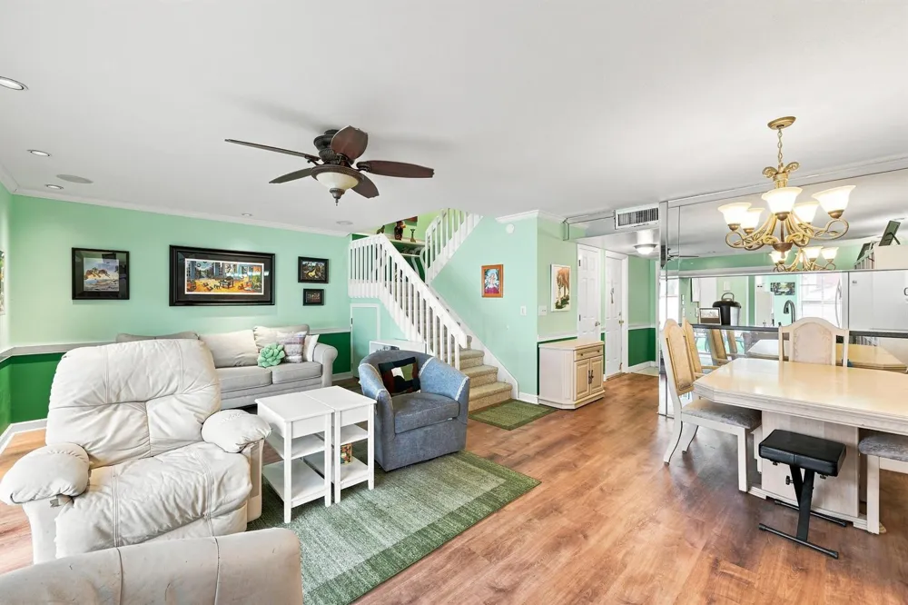 8945 NW 23RD STREET #8945 Coral Springs, FL 33065