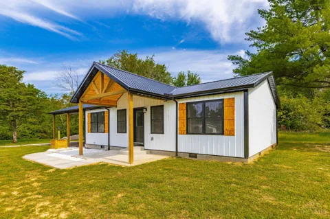 11849 Maple Trail