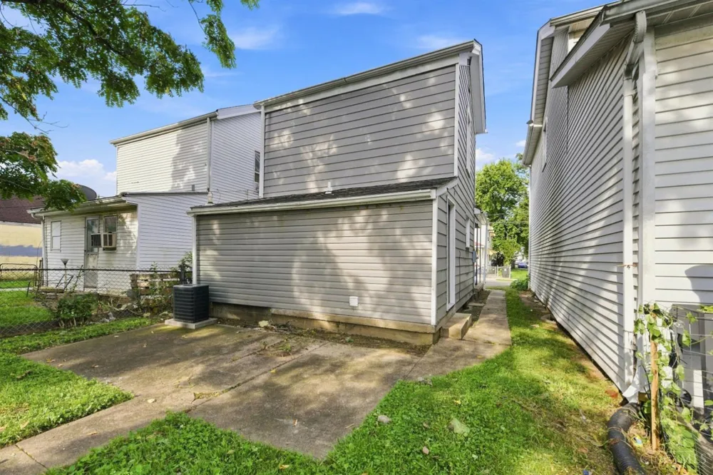 752 S Twelfth Street Hamilton, OH 45011