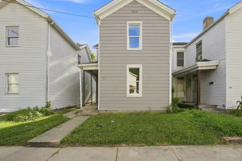 752 S 12th Street