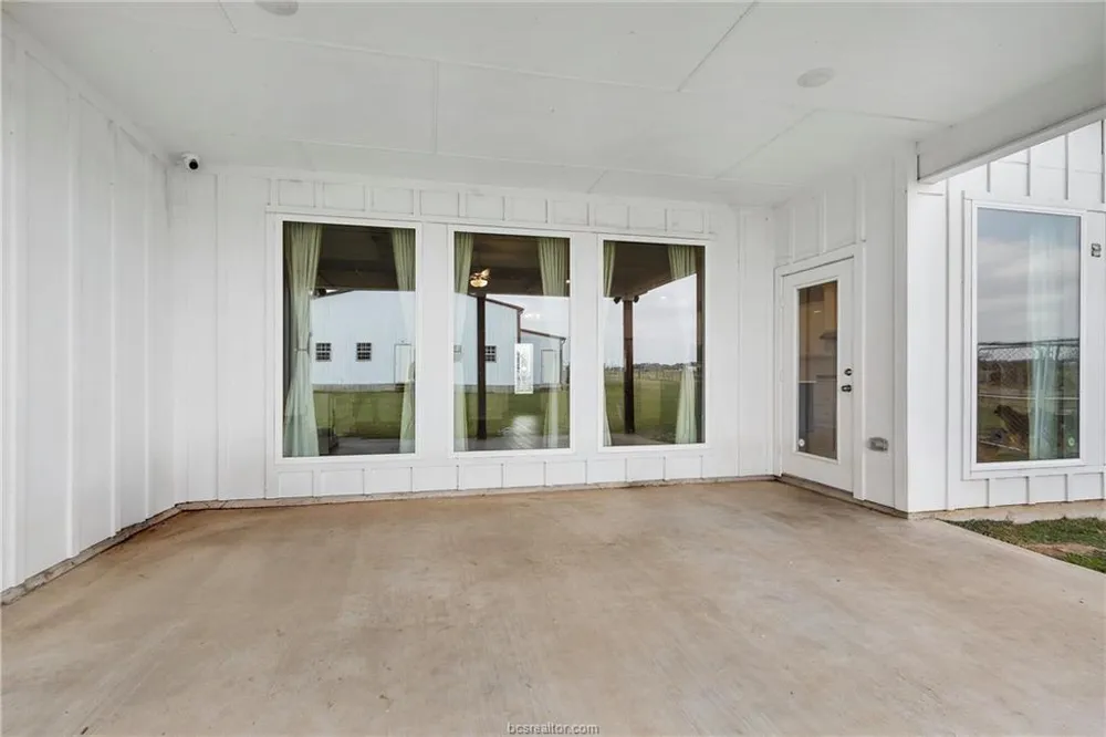 36244 COCHRAN ROAD Waller, TX 77484