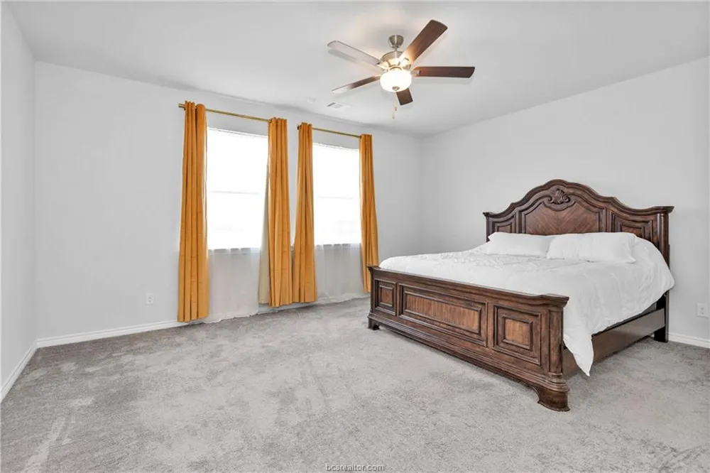 36244 COCHRAN ROAD Waller, TX 77484