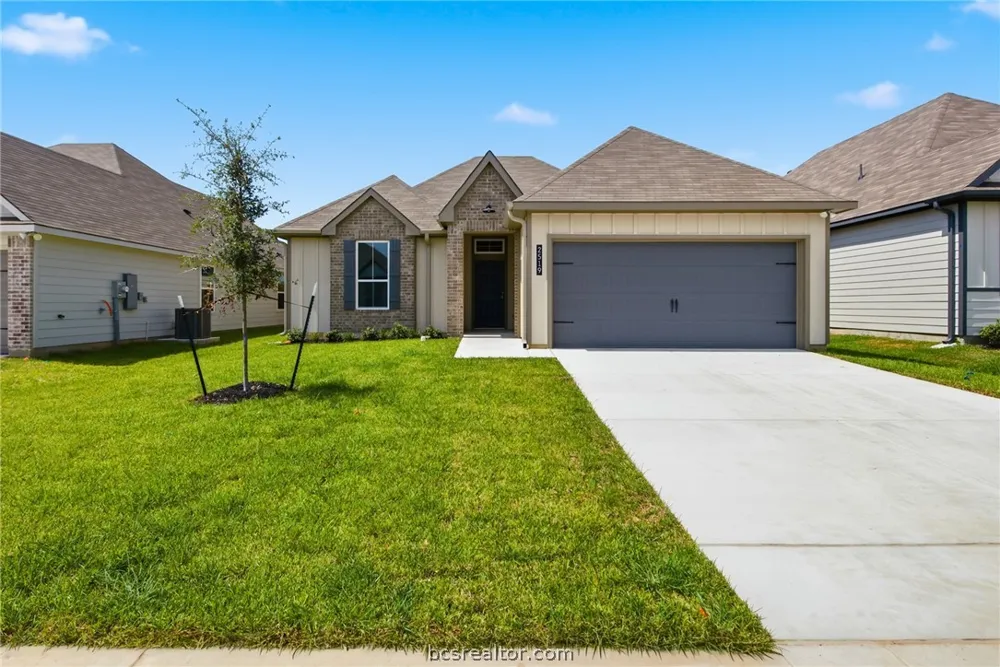 2519 Maskavich Court Bryan, TX 77807