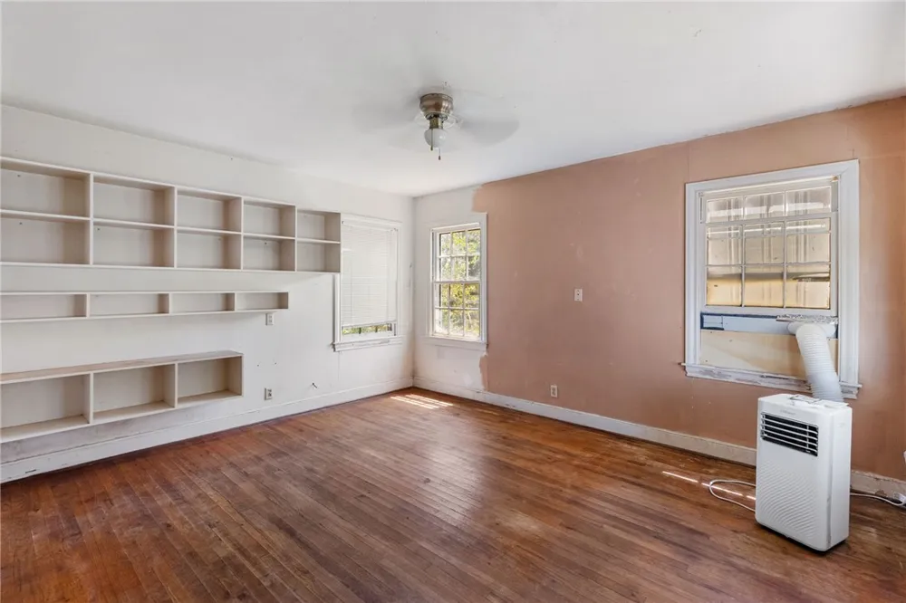 305 Hensel Avenue Bryan, TX 77801