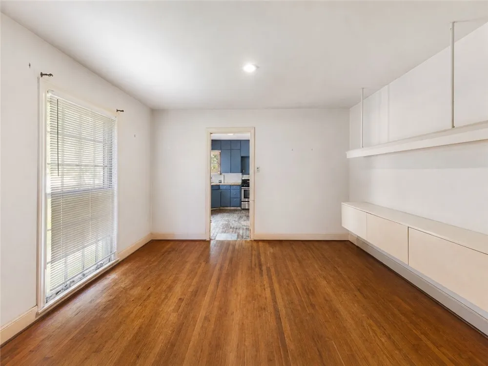 305 Hensel Avenue Bryan, TX 77801