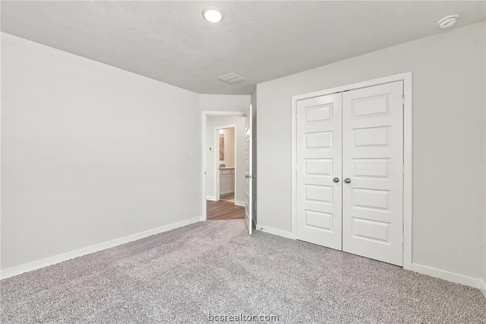 2517 Maskavich Court Bryan, TX 77807