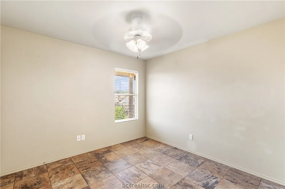 1297 Cottage Grove Circle Bryan, TX 77801