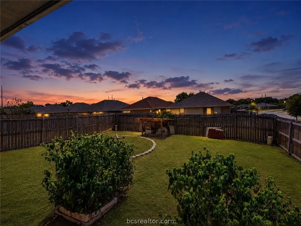 1297 Cottage Grove Circle Bryan, TX 77801