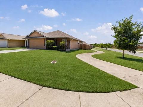 1297 Cottage Grove Circle