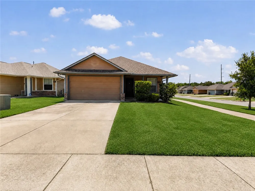 1297 Cottage Grove Circle Bryan, TX 77801