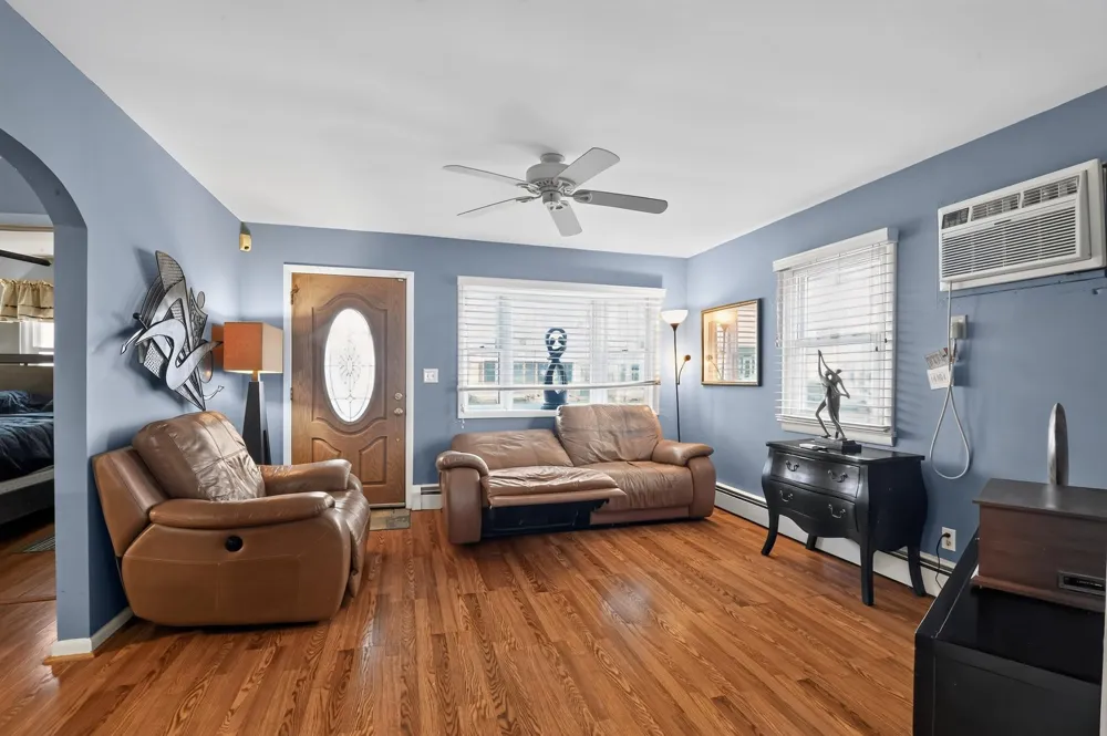 219 W 11th Avenue North Wildwood, NJ 08260