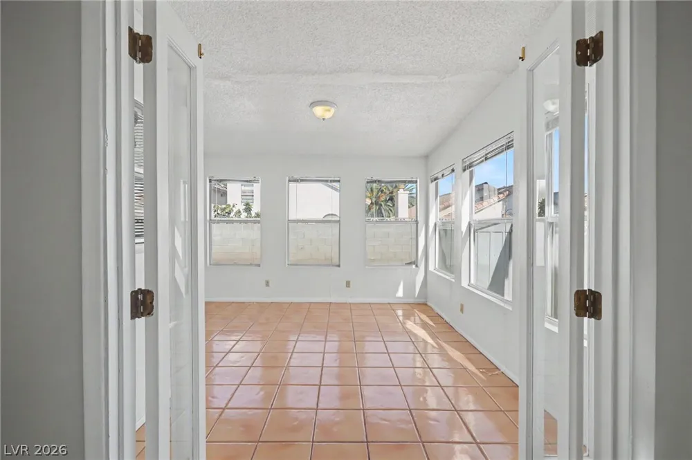 1950 Turtlerock Street Las Vegas, NV 89142