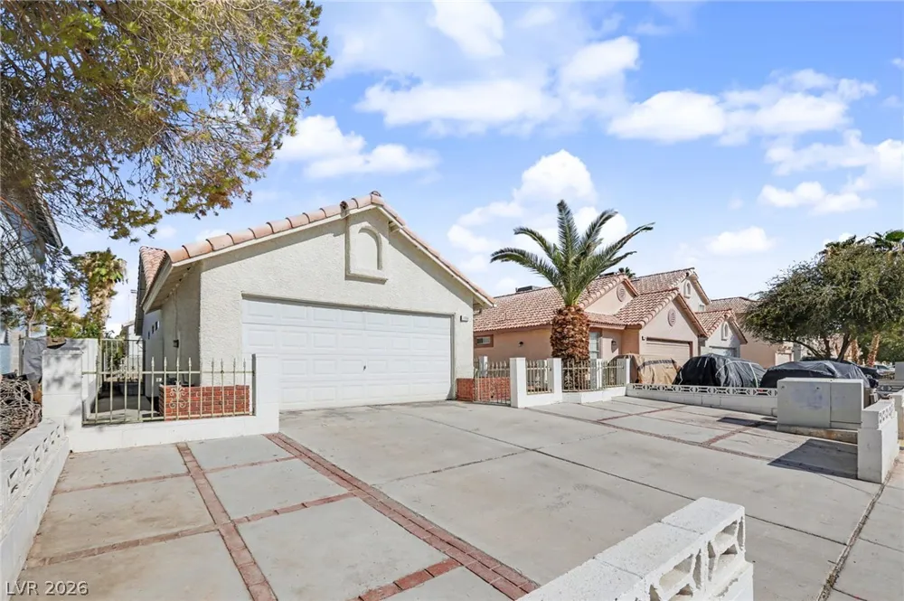 1950 Turtlerock Street Las Vegas, NV 89142