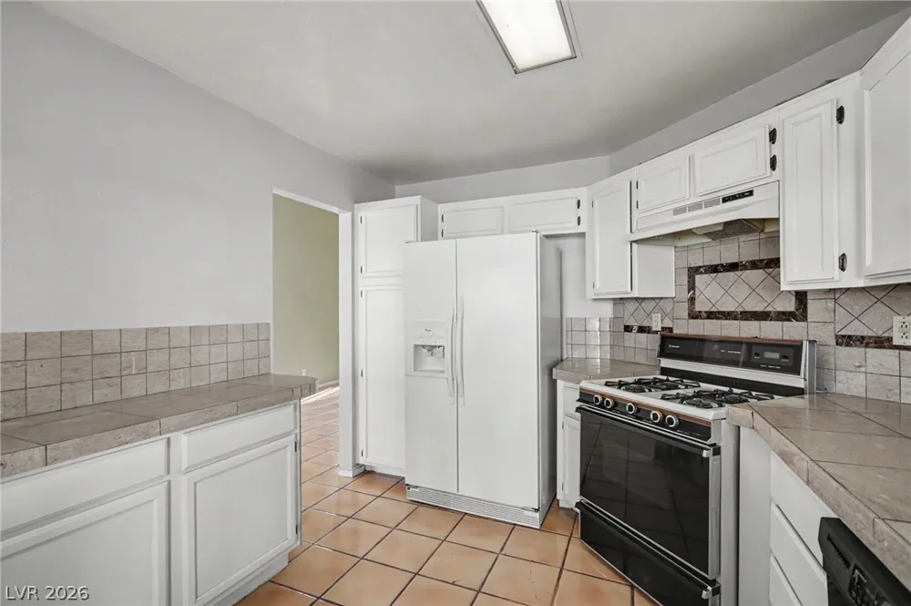 1950 Turtlerock Street Las Vegas, NV 89142