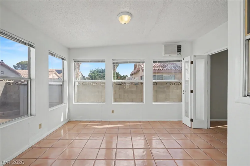 1950 Turtlerock Street Las Vegas, NV 89142