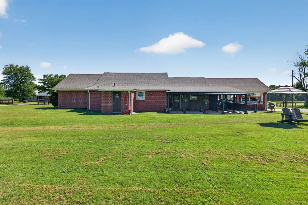 112 Goose Pond Rd Manchester, TN 37355