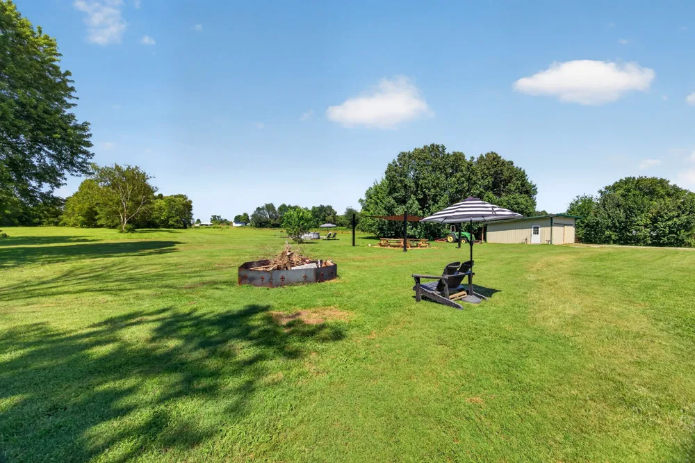 112 Goose Pond Rd Manchester, TN 37355