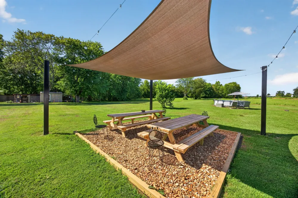 112 Goose Pond Rd Manchester, TN 37355