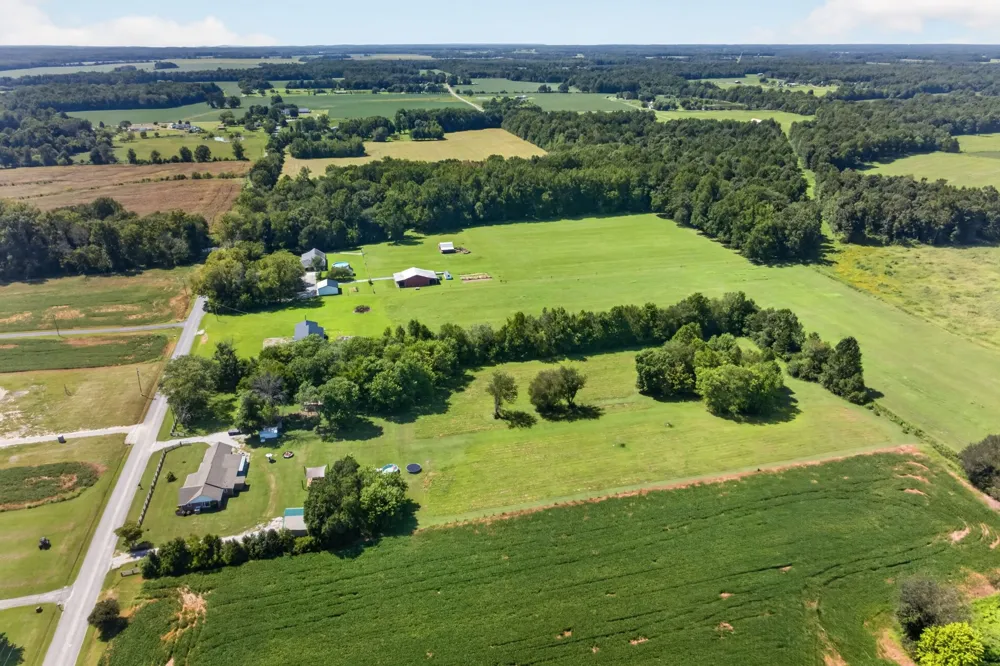 112 Goose Pond Rd Manchester, TN 37355