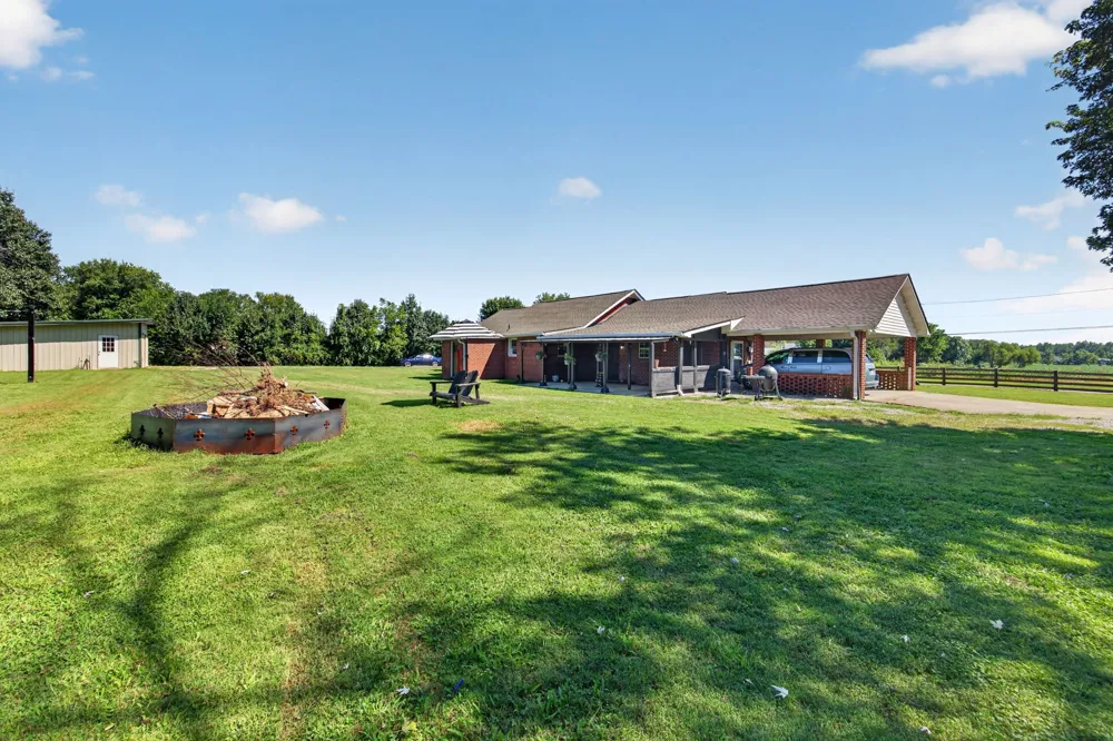 112 Goose Pond Rd Manchester, TN 37355