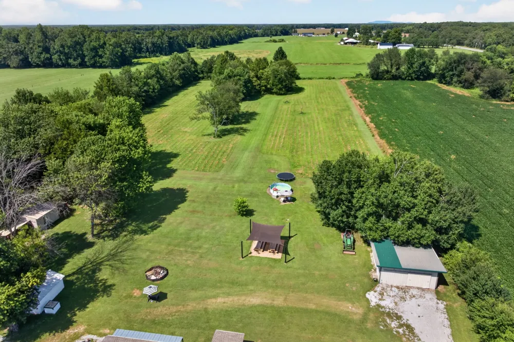 112 Goose Pond Rd Manchester, TN 37355