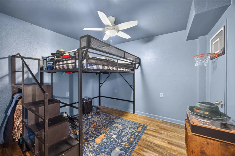112 Goose Pond Rd Manchester, TN 37355