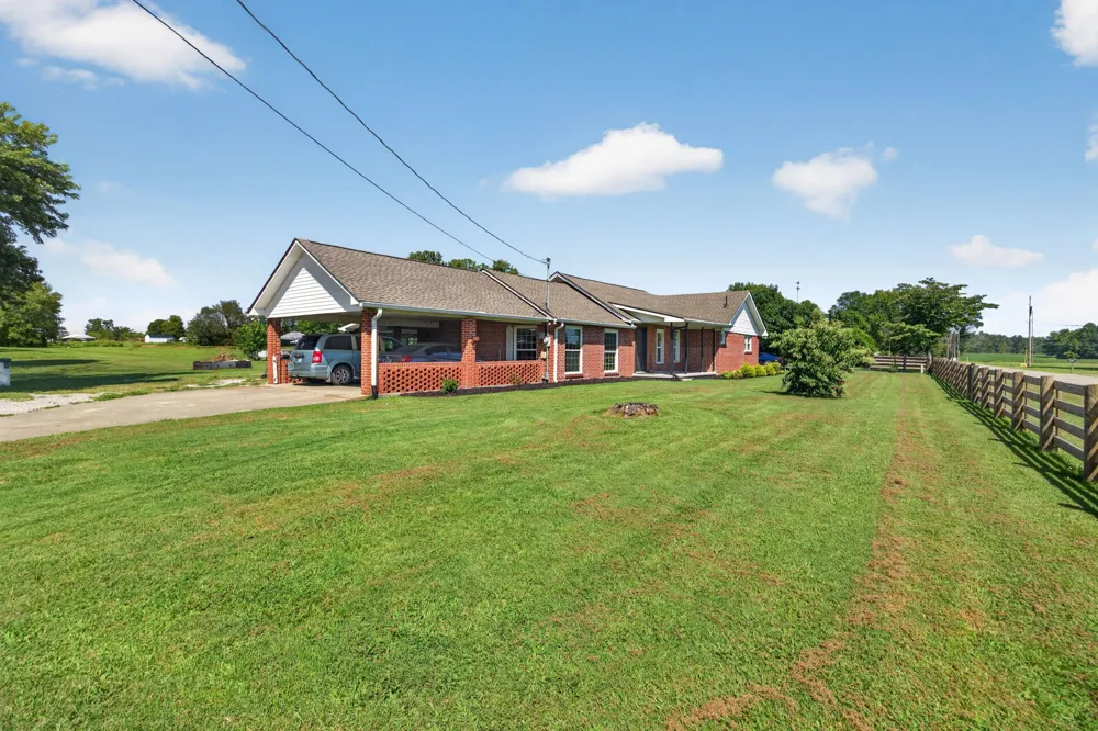 112 Goose Pond Rd Manchester, TN 37355