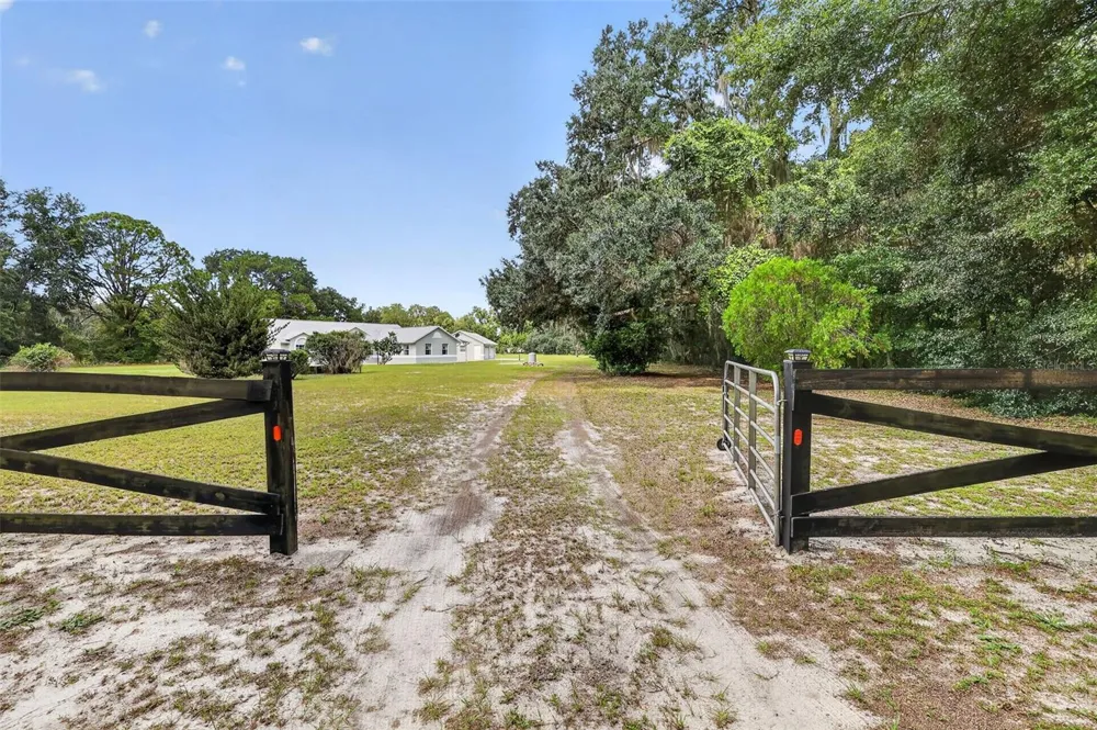 34231 MARSHALL ROAD Eustis, FL 32736