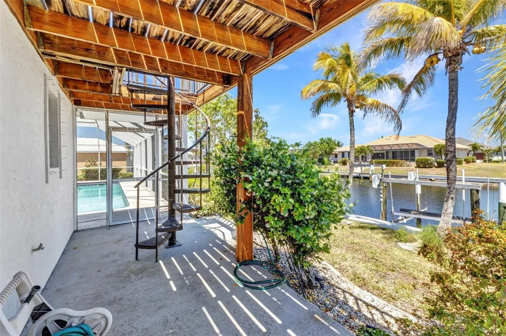 2718 SAINT THOMAS DRIVE Punta Gorda, FL 33950