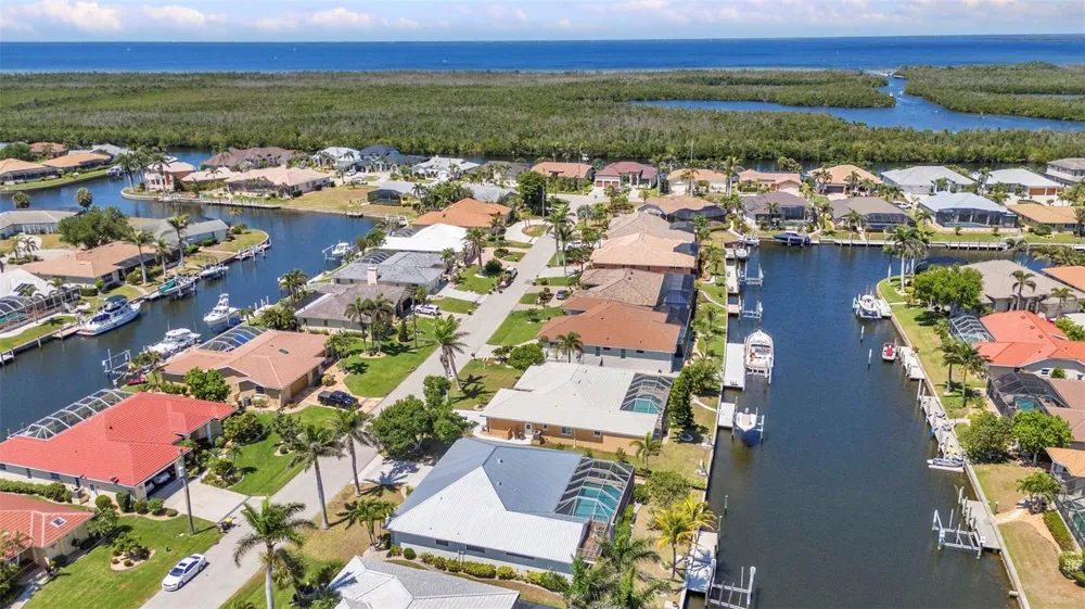 2718 SAINT THOMAS DRIVE Punta Gorda, FL 33950