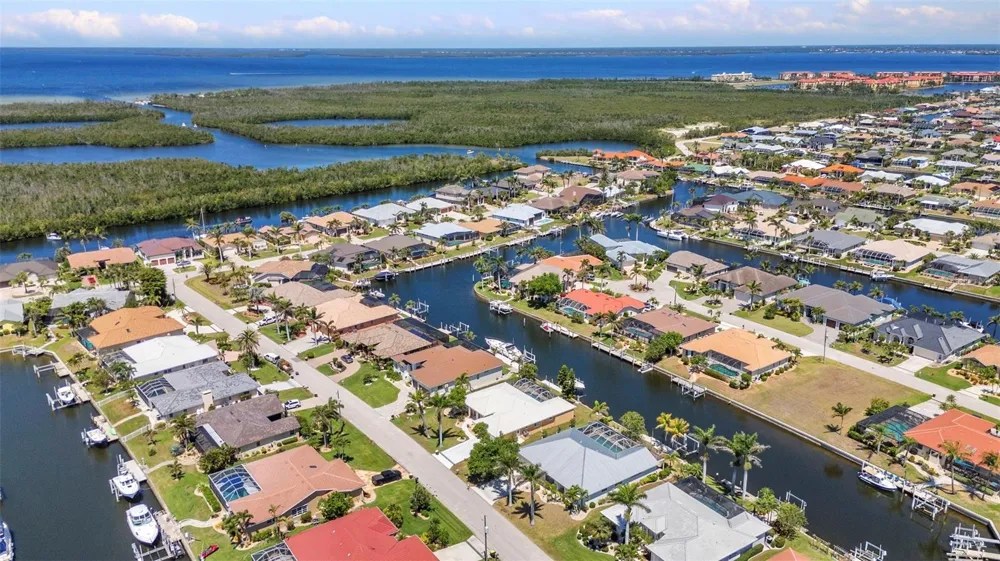 2718 SAINT THOMAS DRIVE Punta Gorda, FL 33950