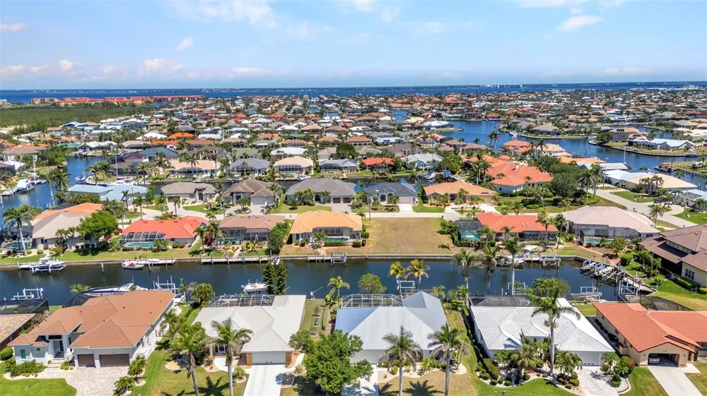 2718 SAINT THOMAS DRIVE Punta Gorda, FL 33950