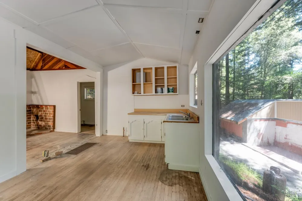 2728 Bohemian Highway Occidental, CA 95465