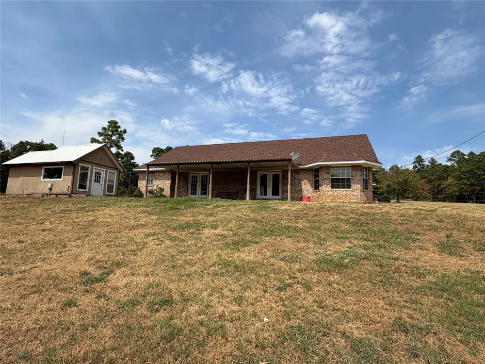 5026 NW Ash Creek Road NW Wilburton, OK 74578