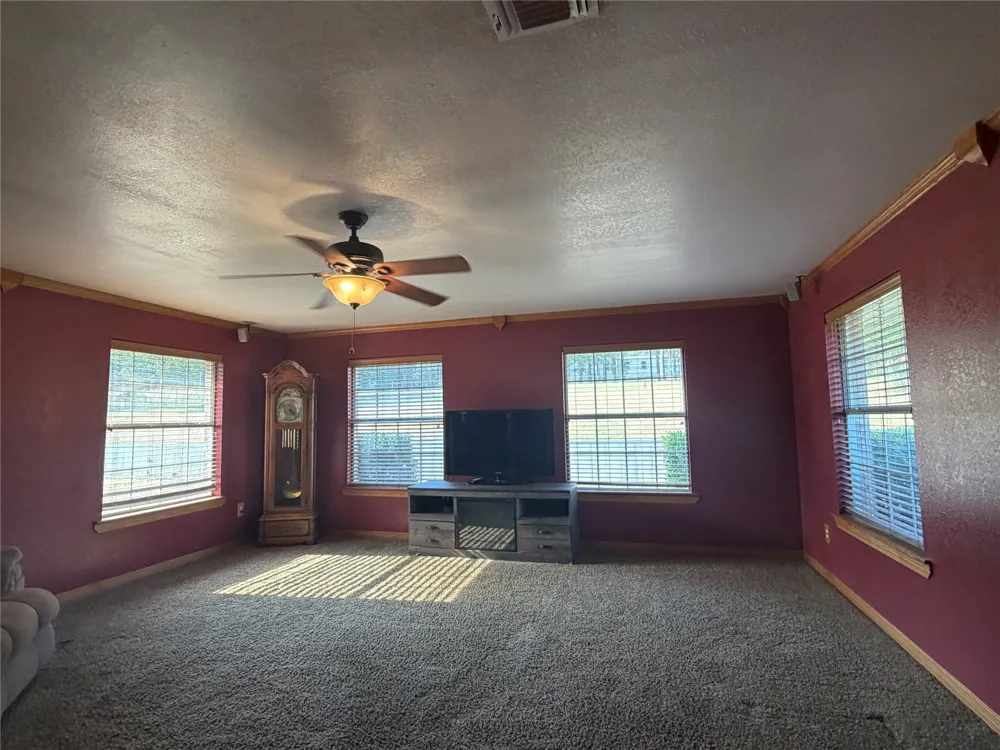 5026 NW Ash Creek Road NW Wilburton, OK 74578
