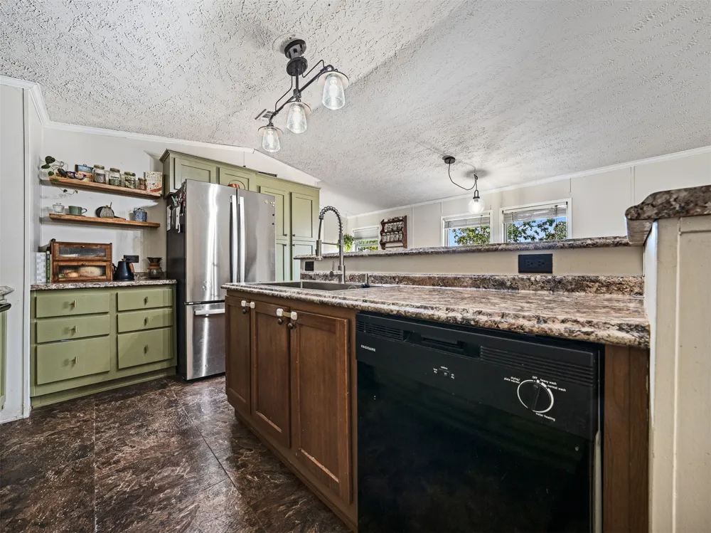 20484 W 71st Street S Sand Springs, OK 74063