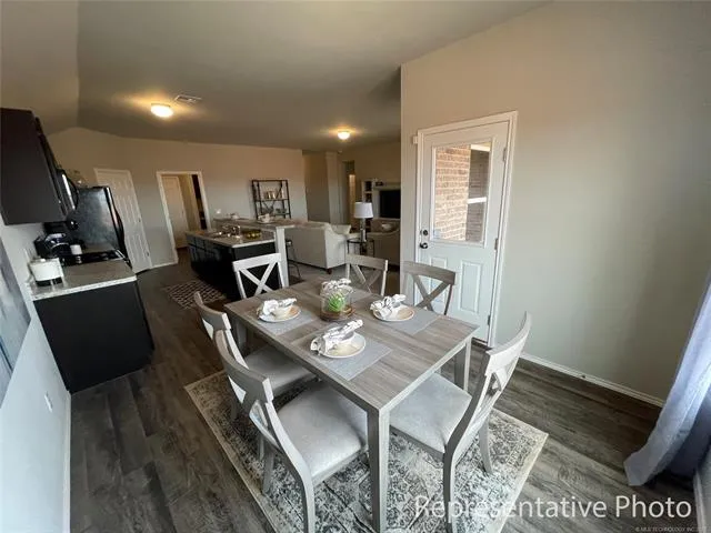 1603 E Honolulu Place Broken Arrow, OK 74012