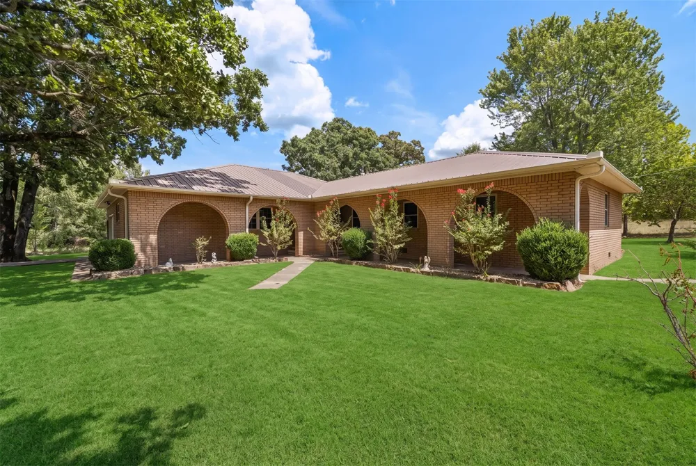 104269 Hwy 64 B Muldrow, OK 74948