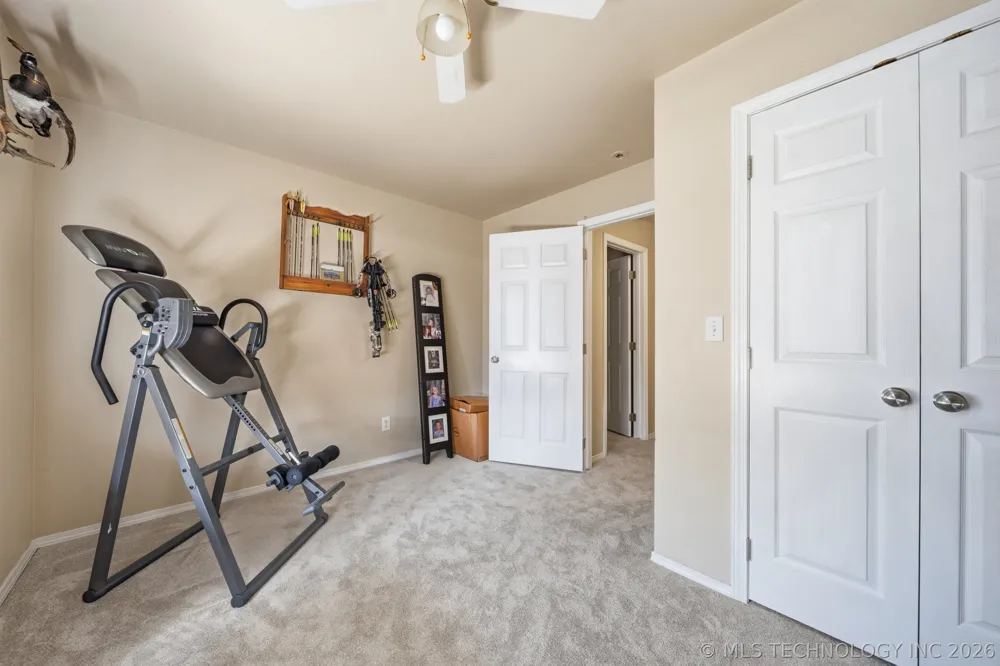 9412 E Yorkshire Avenue Claremore, OK 74017