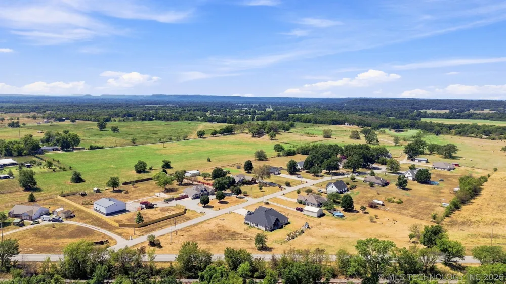 9412 E Yorkshire Avenue Claremore, OK 74017