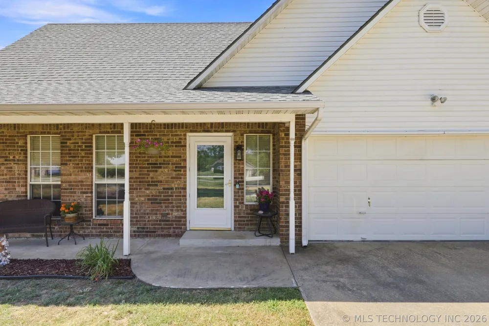 9412 E Yorkshire Avenue Claremore, OK 74017