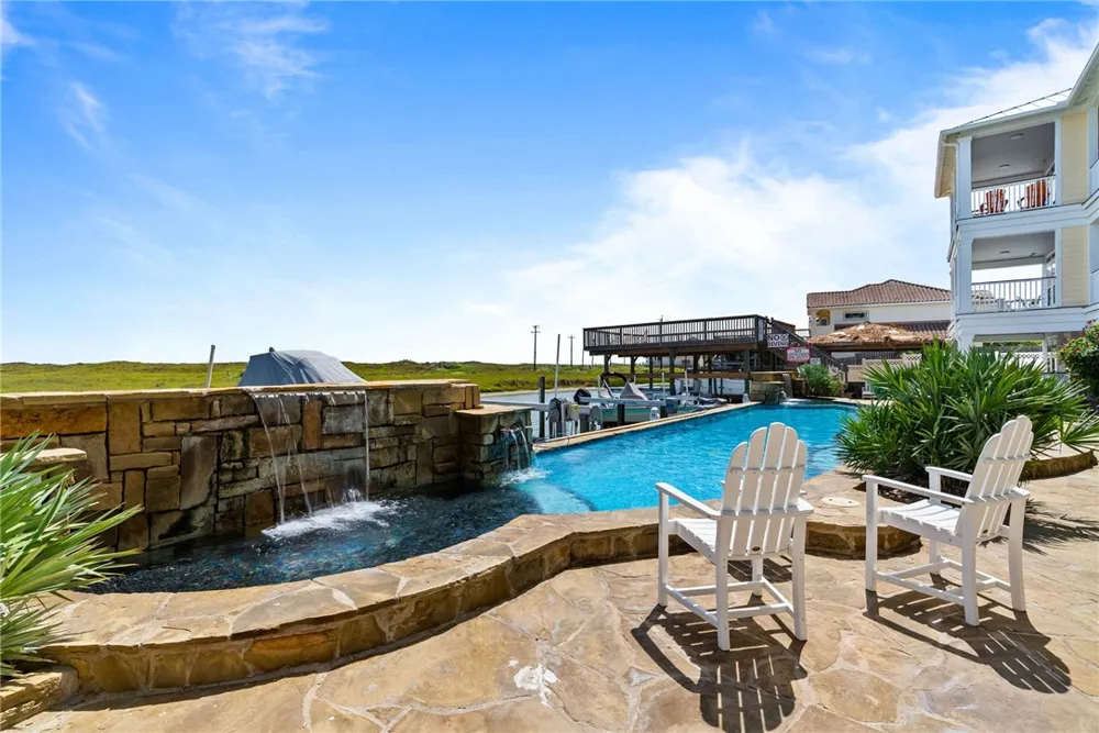 14890 Granada Drive #107 Corpus Christi, TX 78418